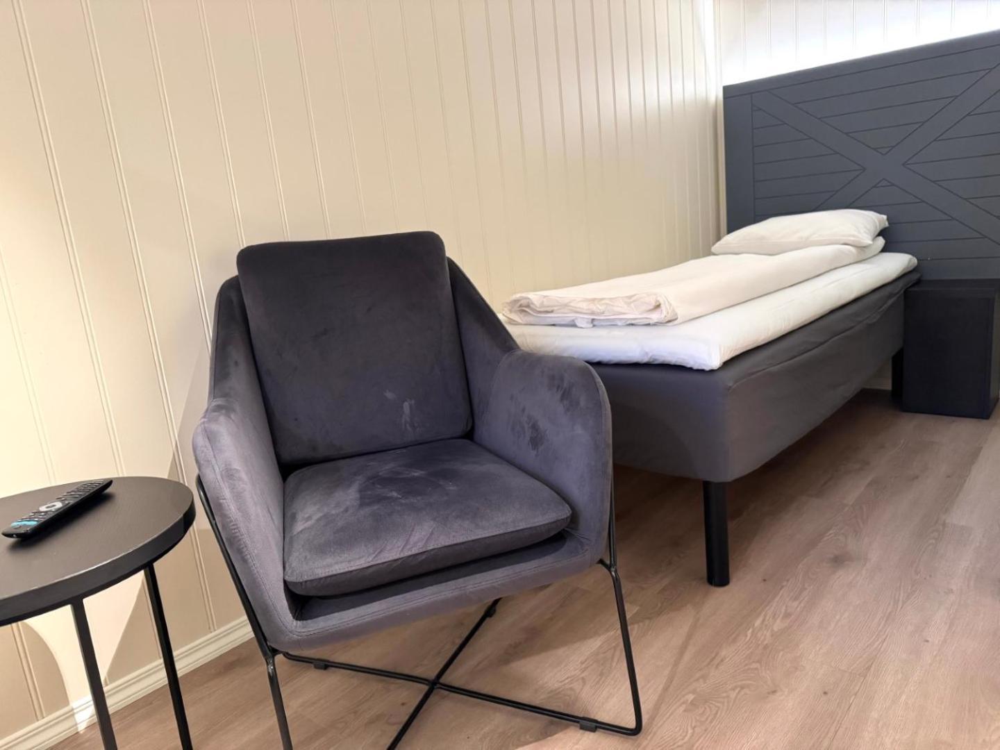 Gronnbuene Rorbu Hotel アンデネス エクステリア 写真