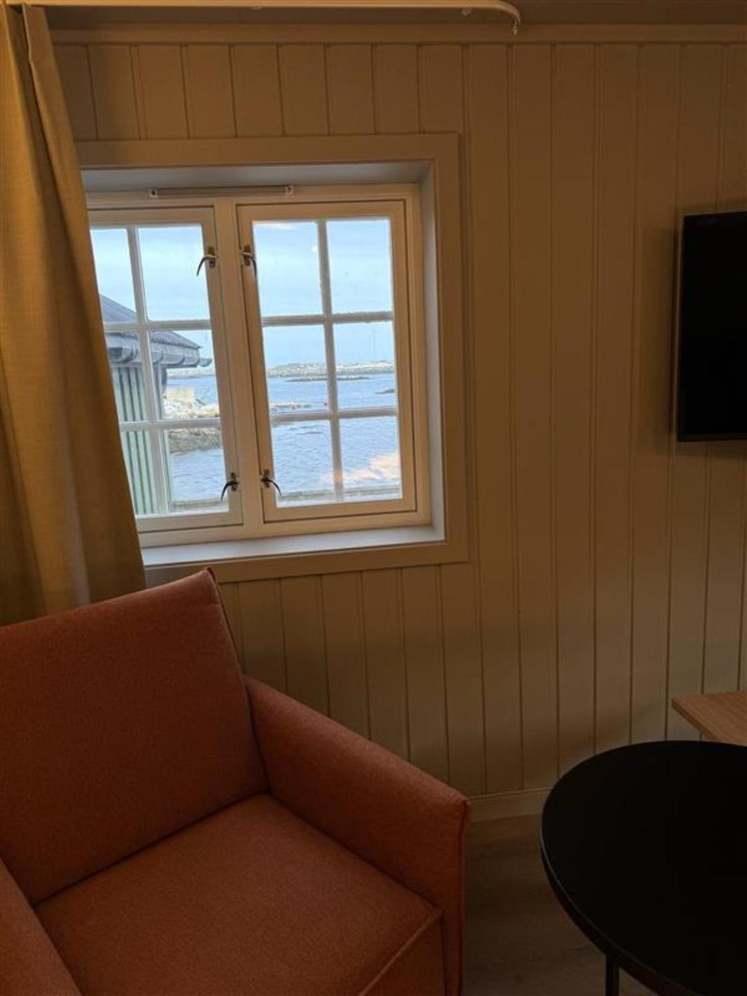 Gronnbuene Rorbu Hotel アンデネス エクステリア 写真